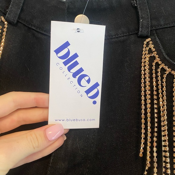 Black Jewel Fringe Shorts - Picture 4 of 4